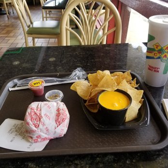 Taco Casa - Taco burger extra hot w/nachos and peppers and a sweet tea w/lemon.best lunch in town. - Mexican Near Me - Birmingham, Alabama