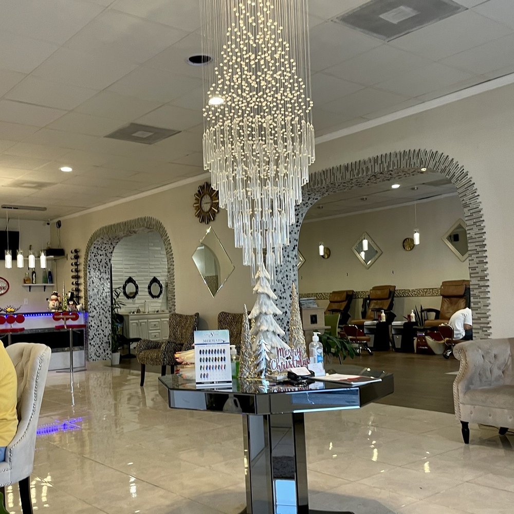 ND NAILS - Inside - Nail Salons Near Me - Gatesville, Texas