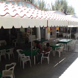 Nieves Tlacolula - Mesas y sillas para disfrutar del clima