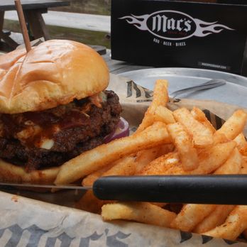 Mac's Speed Shop - the Carolina smash burger - Barbeque Near Me - Greenville, South Carolina
