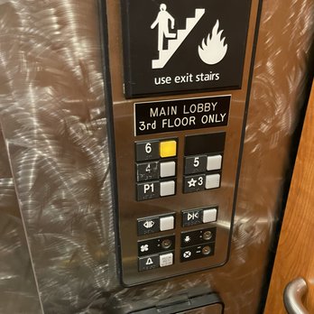 Hampton Inn & Suites Seattle-Downtown - Remember the Lobby is on the 3rd Floor! - Hotels Near Me - Seattle, Washington Hampton Inn & Suites Seattle-Downtown - Remember the Lobby is on the 3rd Floor! - Hotels Near Me - Seattle, Washington