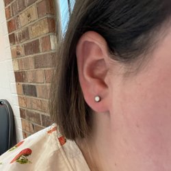 River City Body Art - Ear lobe piercing