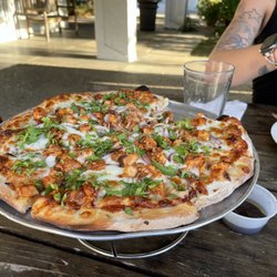 Iolis' Pizzeria - BBQ chicken