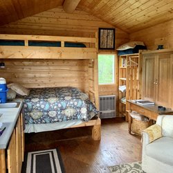 McCarthy Cabins - Inside....very cozy.