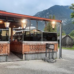 Peter's Grill - Peter Majoros