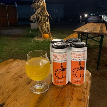 New England Cider Company - Outdoor seating under the tent - Bars Near Me - Wallingford, Connecticut New England Cider Company - Outdoor seating under the tent - Bars Near Me - Wallingford, Connecticut
