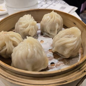 Diamond Bay Restaurant - xiao long bao but was dry - Dim Sum Near Me - Seattle, Washington Diamond Bay Restaurant - xiao long bao but was dry - Dim Sum Near Me - Seattle, Washington