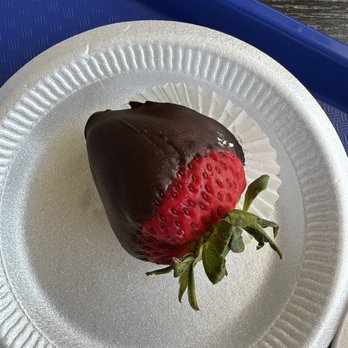 Kasalta - Chocolate covered strawberry - Spanish Near Me - San Juan, Puerto Rico Kasalta - Chocolate covered strawberry - Spanish Near Me - San Juan, Puerto Rico