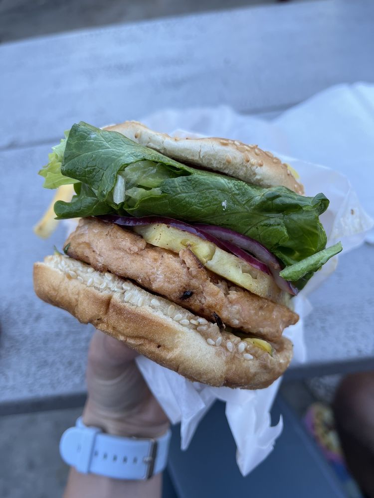 JACK’S HAMBURGERS 190 Photos & 492 Reviews 202 Lincoln St, Santa Cruz, California Burgers