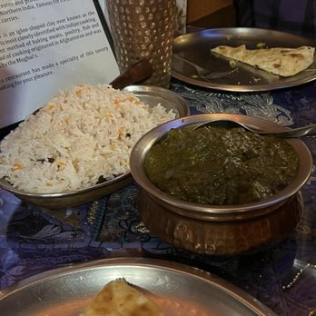 Cafe Maharani - Saffron rice, lamb saag - Indian Near Me - Honolulu, Hawaii