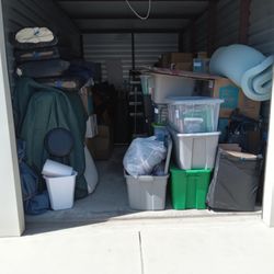 Gil's Haul-Away - Storage space