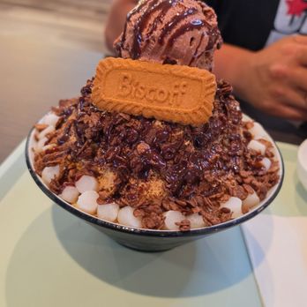 Dessert Cafe 365 - Cafes Near Me - Schaumburg, Illinois Dessert Cafe 365 - Cafes Near Me - Schaumburg, Illinois