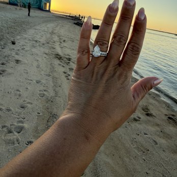 Capri Jewelry - 11 year Upgrade ring - Jewelry Near Me - Los Angeles, California