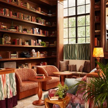 Berkshires Untold - Hotels Near Me - Lenox, Massachusetts