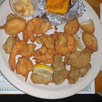 Seafood Kitchen - St. Augustine - Fried shrimp/oyster combo with a sweet potato - Seafood Near Me - St. Augustine, Florida Seafood Kitchen - St. Augustine - Fried shrimp/oyster combo with a sweet potato - Seafood Near Me - St. Augustine, Florida
