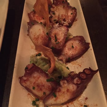 Toro Gordo - Cold octopus on guacamole and (possibly) sweet potato crisps? - Spanish Near Me - London, XGL
