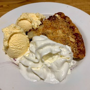 Side Street Cafe - Blueberry Pie w/ wild Maine blueberries and a scoop of ice cream - a must order!! - American Near Me - Bar Harbor, Maine Side Street Cafe - Blueberry Pie w/ wild Maine blueberries and a scoop of ice cream - a must order!! - American Near Me - Bar Harbor, Maine