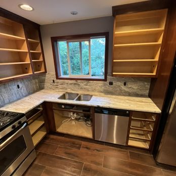 Silvestr 3 Granite - Countertop Installation Near Me