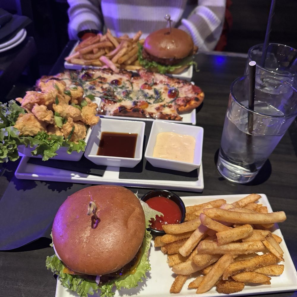 Irvine Improv - Fried Chicken Sandwich, Margherita Pizza, Crispy Shrimp Tempura, Improv Burger - Comedy Clubs Near Me - Irvine, California Irvine Improv - Fried Chicken Sandwich, Margherita Pizza, Crispy Shrimp Tempura, Improv Burger - Comedy Clubs Near Me - Irvine, California