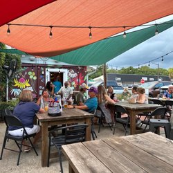 The Grape & Ale - Love the outdoor space
