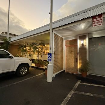 Faria - Entrance - Portuguese Near Me - Kailua, Hawaii