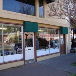 Purls of Joy - Store Front Purls of Joy