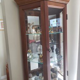 Replaced Glass. My curio looks beautiful again! Replaced Glass. My curio looks beautiful again!