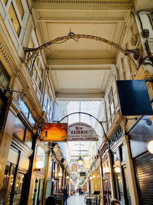 Passage des Panoramas by null