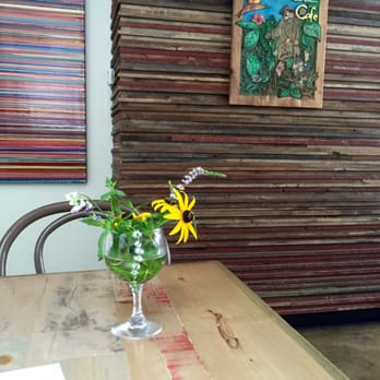 Seedz Cafe - This place is perfect for me - Cafes Near Me - Saint Louis, Missouri Seedz Cafe - This place is perfect for me - Cafes Near Me - Saint Louis, Missouri
