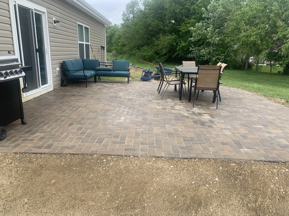 TJ SCHULTZ LANDSCAPING 4610 N US 421, Lebanon, Indiana Landscaping