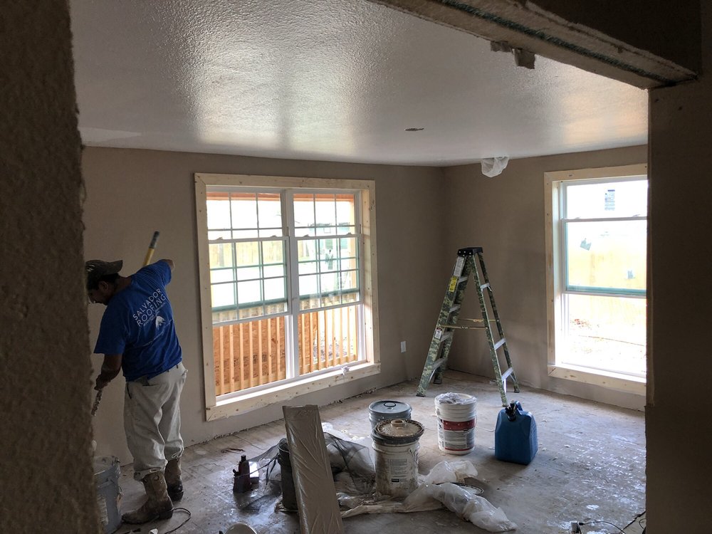 Slide of Salvador Roofing Services