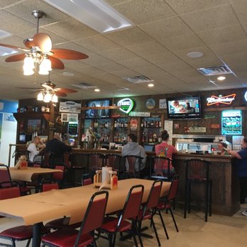 The River Shack - Bar area - Seafood Near Me - Charlestown, Maryland