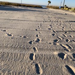 Holiday Inn Express Biloxi - Beach Blvd - Beach time!