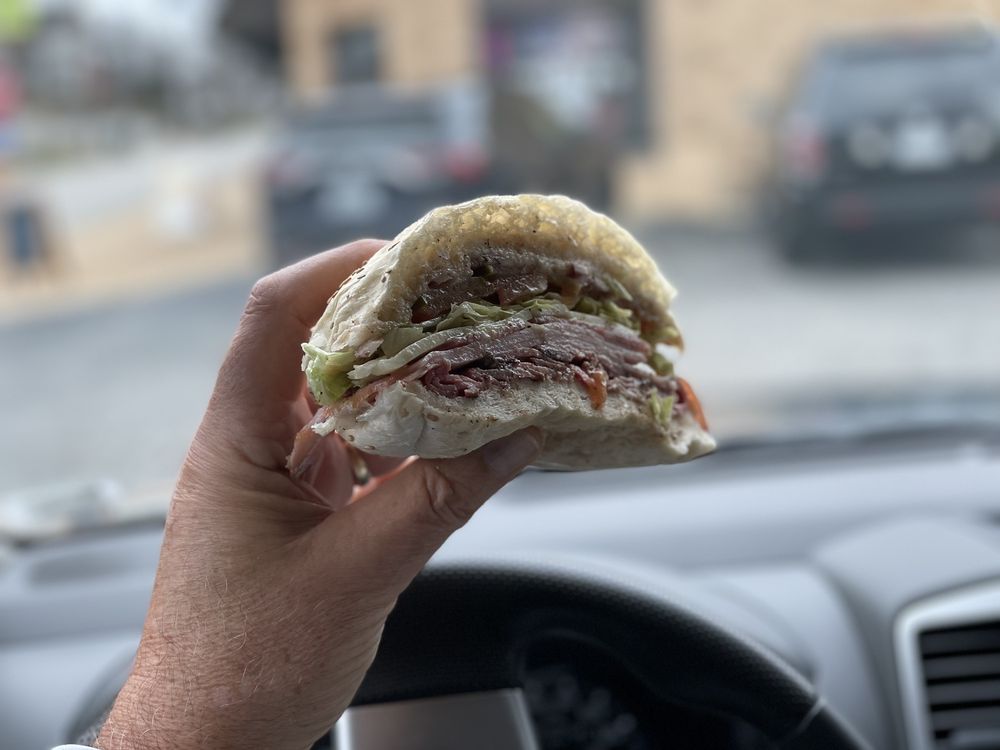 Vitale's Deli Logo