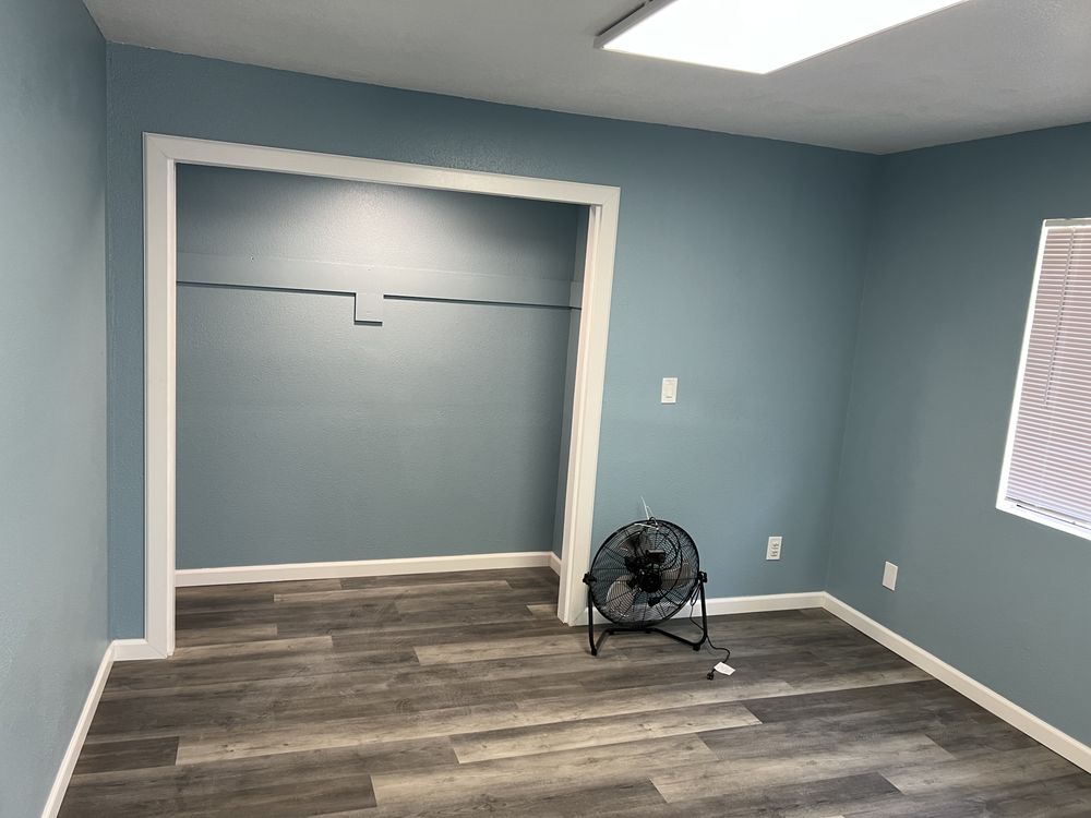 Slide of Two Browsers Roofing & Painting