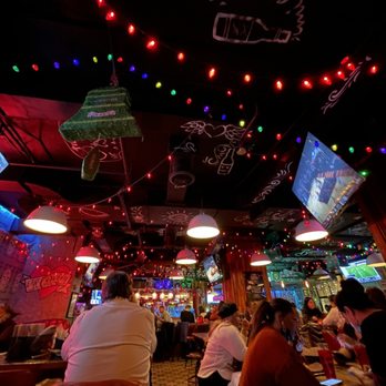 Broken English Taco Pub - The Loop - Mexican Near Me - Chicago, Illinois
