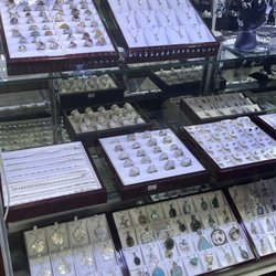 Ray’s Jewelry Clinic - Diamonds, precious stones, gold and silver jewelry