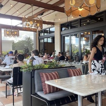 Earls Kitchen + Bar - New American Near Me - Fort Lauderdale, Florida Earls Kitchen + Bar - New American Near Me - Fort Lauderdale, Florida