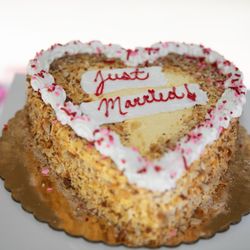 Peters' Bakery - Our wedding cake!