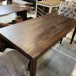 Bobcat Home Furnishings Co. - Great election of dining tables