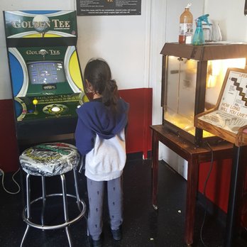 RD Automotive - Customer lounge - Auto Repair Near Me - Stockton, California RD Automotive - Customer lounge - Auto Repair Near Me - Stockton, California