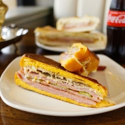 Islas Canarias Cafe