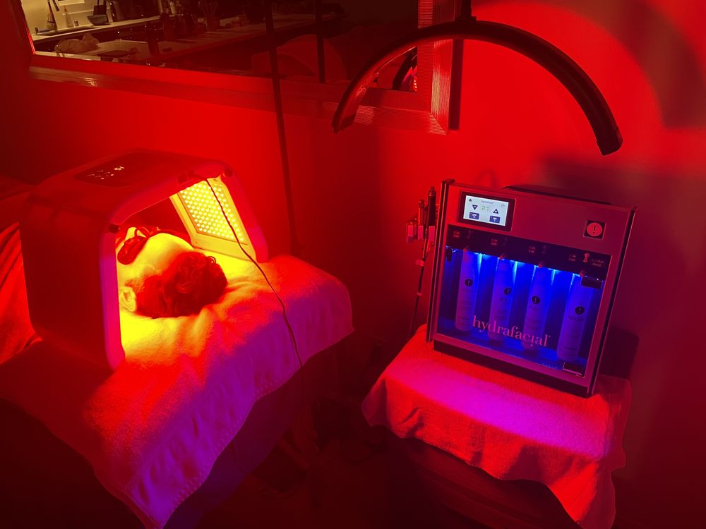 Sommers Beauty Bar Logo