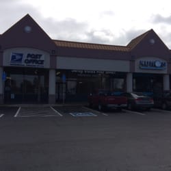 US Post Office - In a strip mall