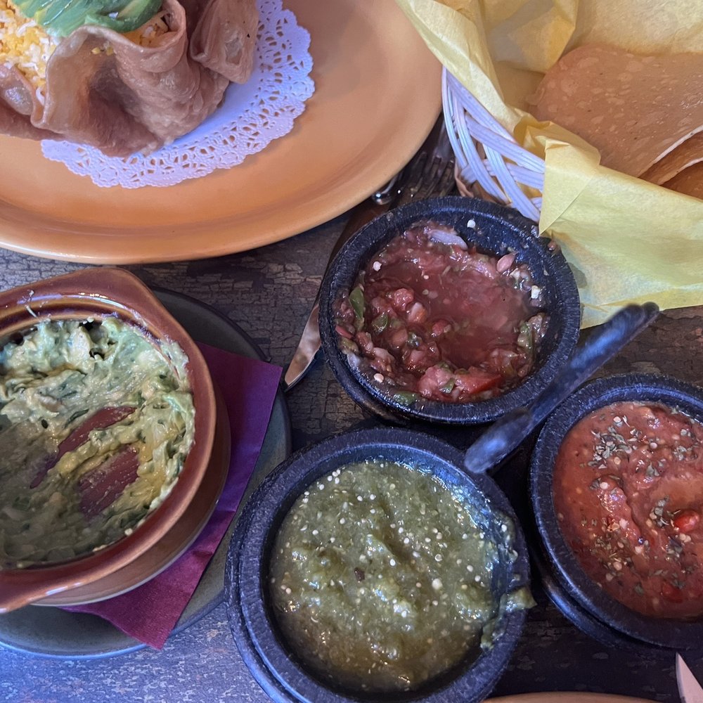 Santa Fe BK - Guacamole & salsa trio - New Mexican Cuisine Near Me - Brooklyn, New York Santa Fe BK - Guacamole & salsa trio - New Mexican Cuisine Near Me - Brooklyn, New York