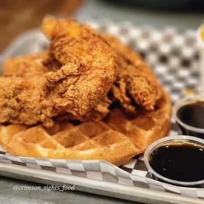 BAES Fried Chicken by null
