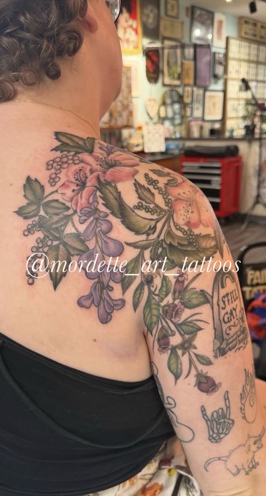 The Chicago Tattoo And Piercing Logo