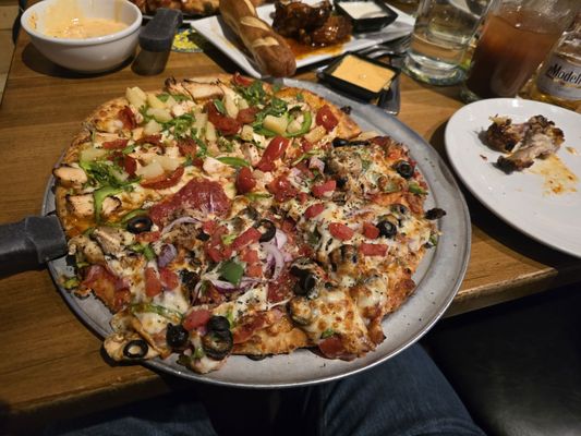 Crafters Pizza and Drafthouse by null