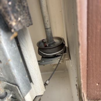 Austin Spring Surge - Cable Off on a door - Garage Door Services Near Me
