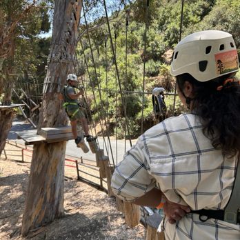 Catalina Aerial Adventure - Intermediate 2 course obstacle. - Challenge Courses Near Me - Avalon, California
